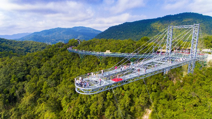 哇哎嚕玻璃觀景平臺 哇哎嚕玻璃觀景平臺