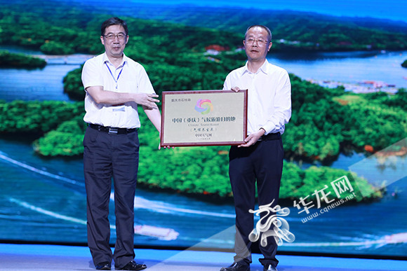 7dbdd600-4f44-4896-9671-0108e5f2847a