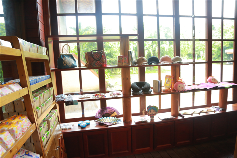 6、景區(qū)文創(chuàng)產(chǎn)品進入無人超市