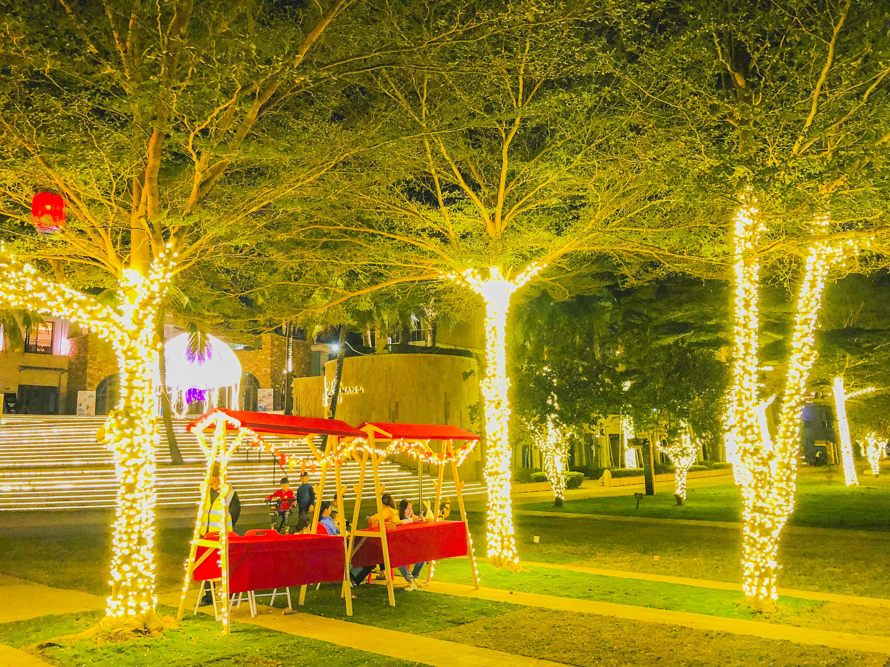 龍沐灣濱海樂園內的五一裝飾 (2)